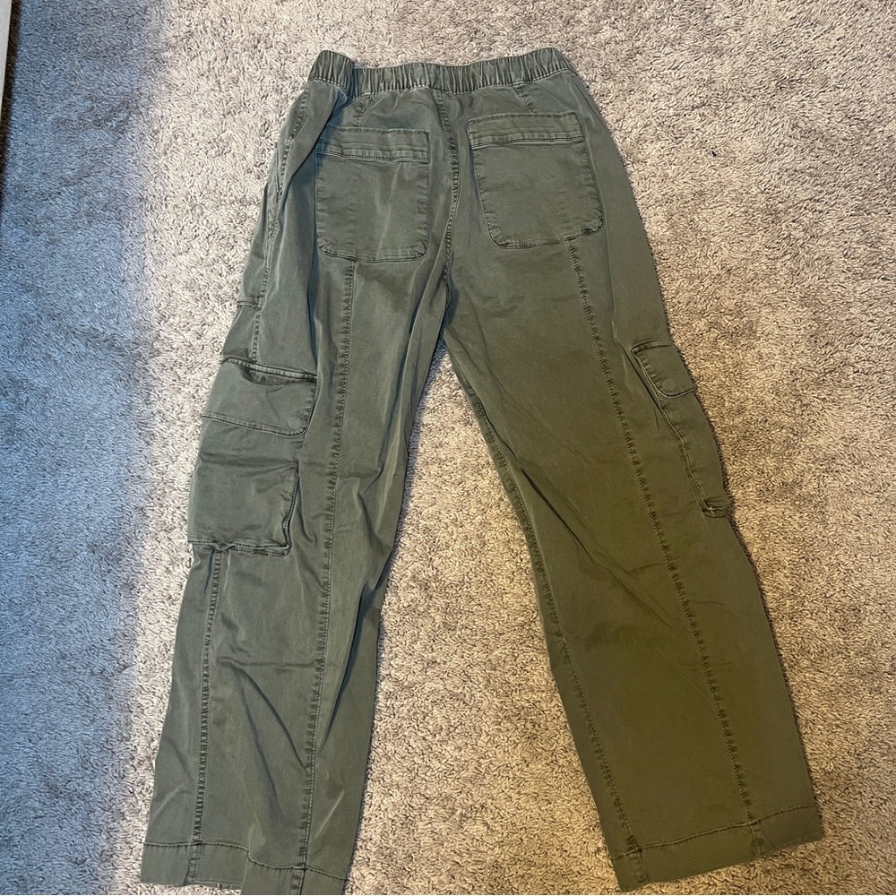 Baggy Cargo Pull-On Pant with Zippers Olive Green - Picture 5 of 10